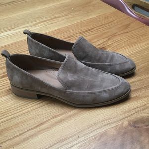 Susina size 7.5 suede loafers